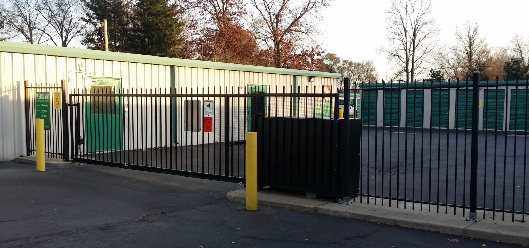 Automated gate and access lane at a self-storage facility